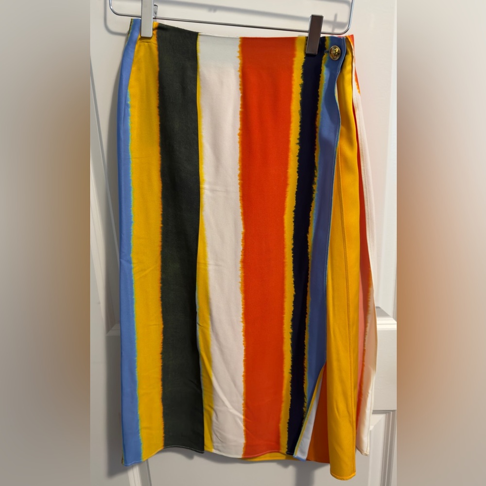 Tory Burch Fiona Skirt Size 2.  NWOT.